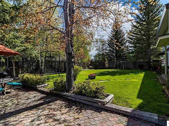 5th image of 524 Christie Dr
