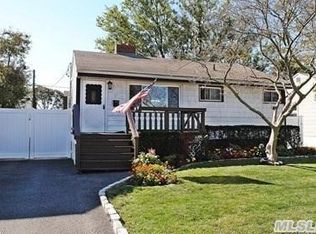 17 Tyler Ave, Staten Island, NY 10310