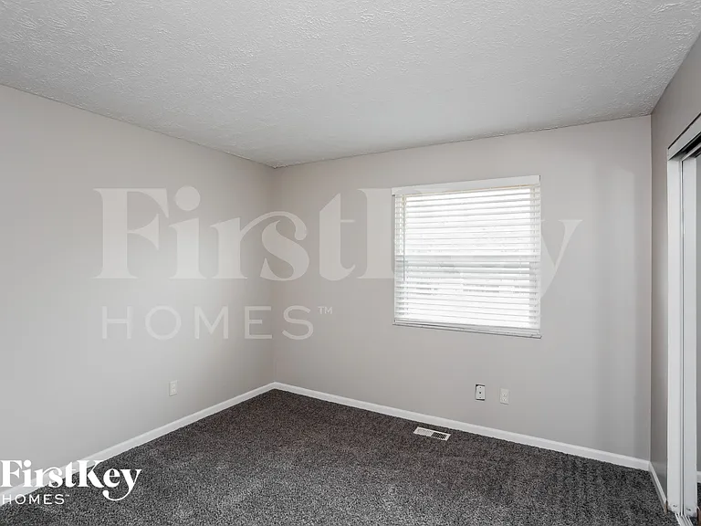 418 Andrea Dr — Photo 11