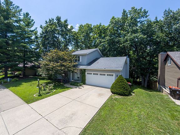 3rd image of 6211 N Teal Wood Cir