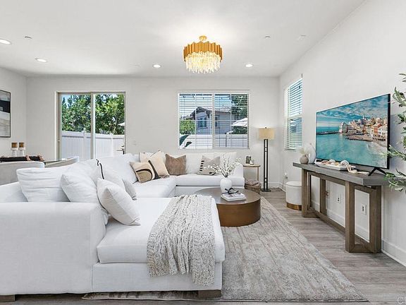 4th image of 3266 Vestra Way