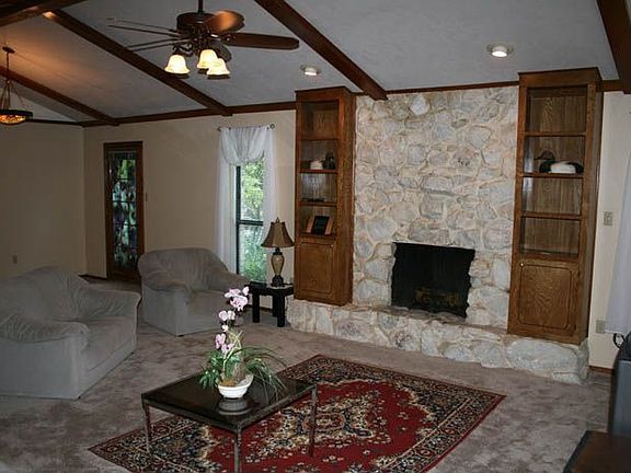 Livingroom (old paint scheme)