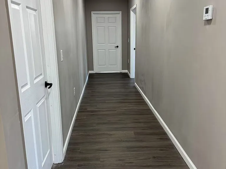 747 Clinton Springs Ave — Photo 28