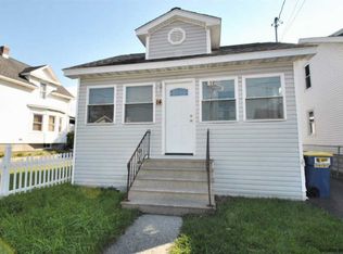 14 Osborne Rd, Albany, NY 12205