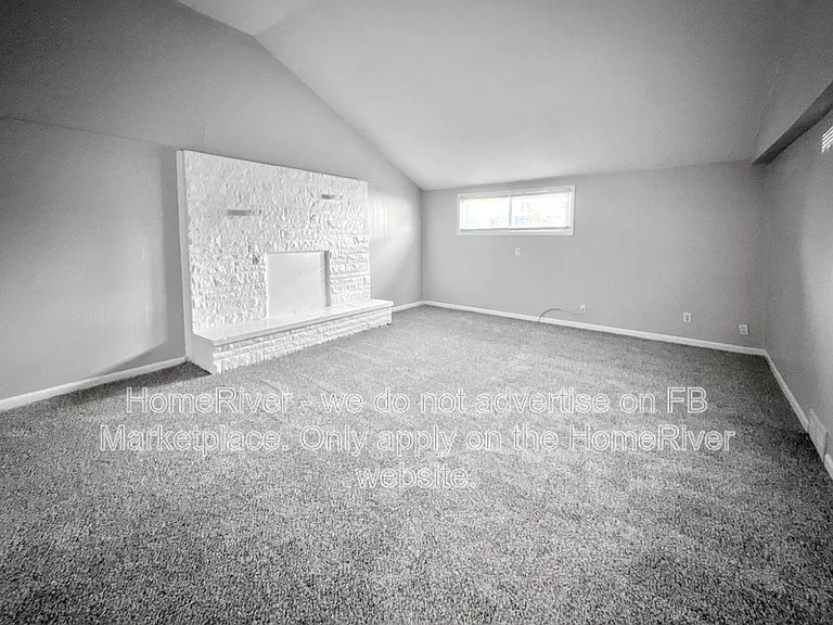 1621 E Kelly St — Photo 10