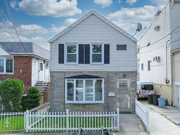 2nd image of 425 Hanover Ave