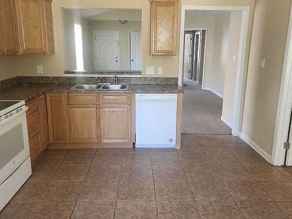 3rd image of 354 Wilson Green Blvd