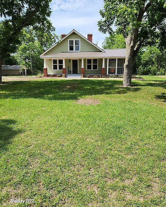 1940's original
bungalow