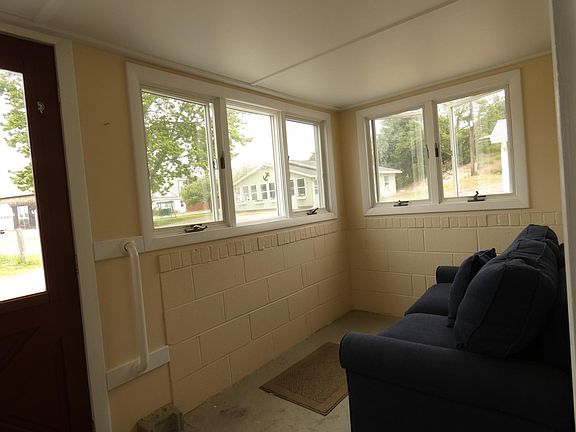 4th image of 4A McLeod Ave