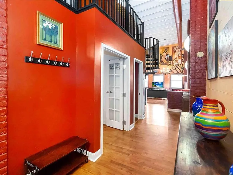 62 W Colonial Dr #301 — Photo 2