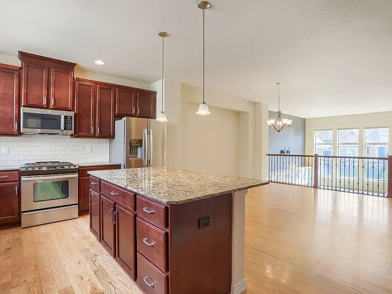 1815 Gallagher Ln — Photo 4