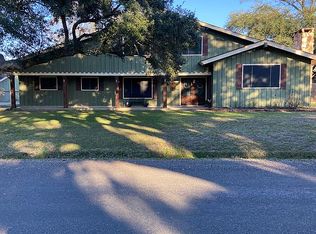 176 Ridgewood St, Bridge City, TX 77611