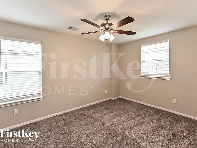 15319 Kinord Run Dr — Photo 10