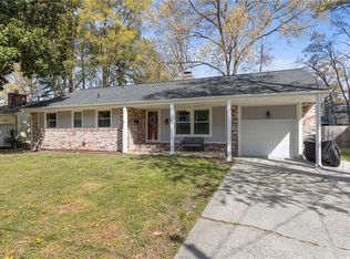 44 Gainsborough Pl, Newport News, VA 23608