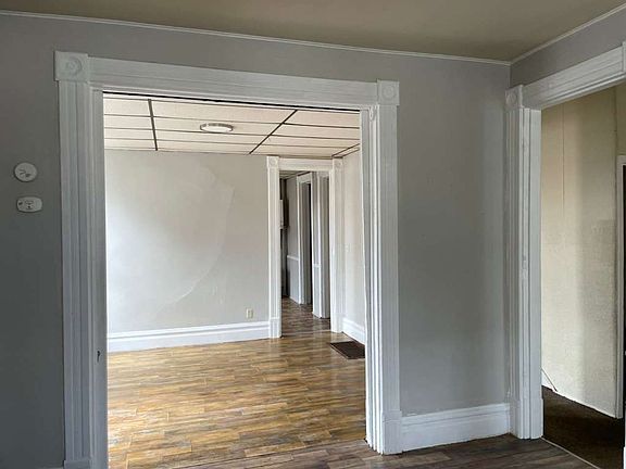 4th image of 436 Crawford Ave