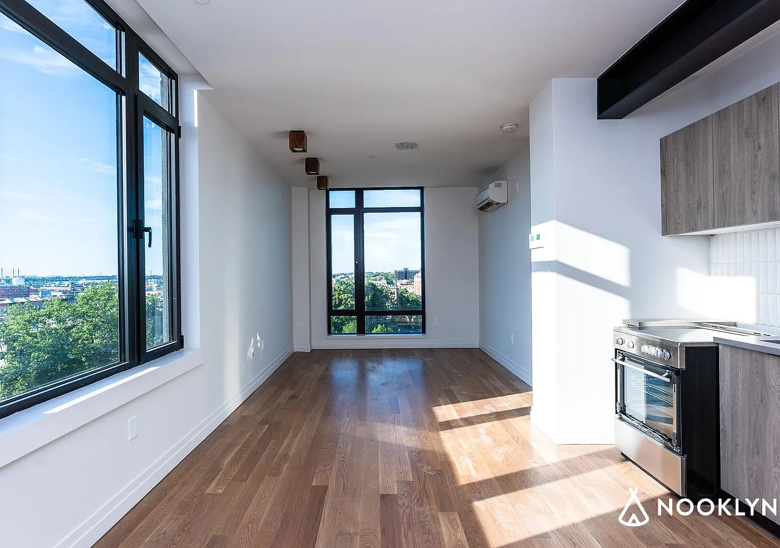 260 Knickerbocker Avenue — Photo 1