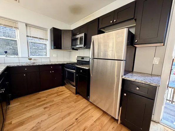 4115 W Lawrence Ave #2, Chicago, IL 60630