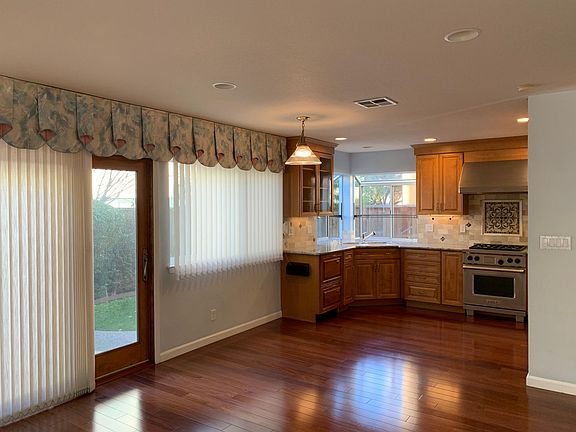 5th image of 1205 Elkwood Dr