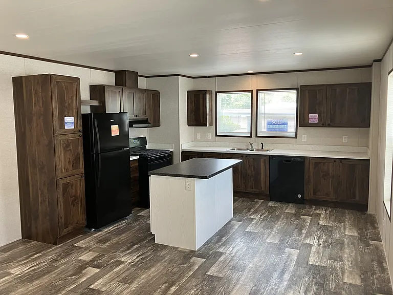 500 W Payton St #4 — Photo 2