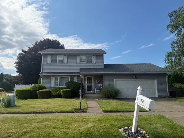 26 Allen Dr, Larksville, PA 18704