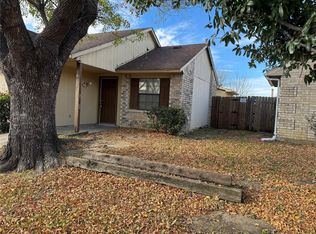 2408 Limestone Dr, Arlington, TX 76014