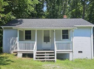 13020 Hill Club Ln, Ashland, VA 23005