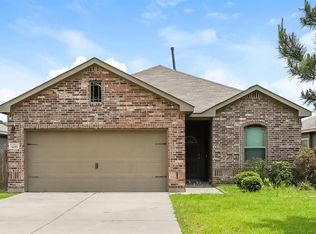 3285 Waukegan Rd, Conroe, TX 77306