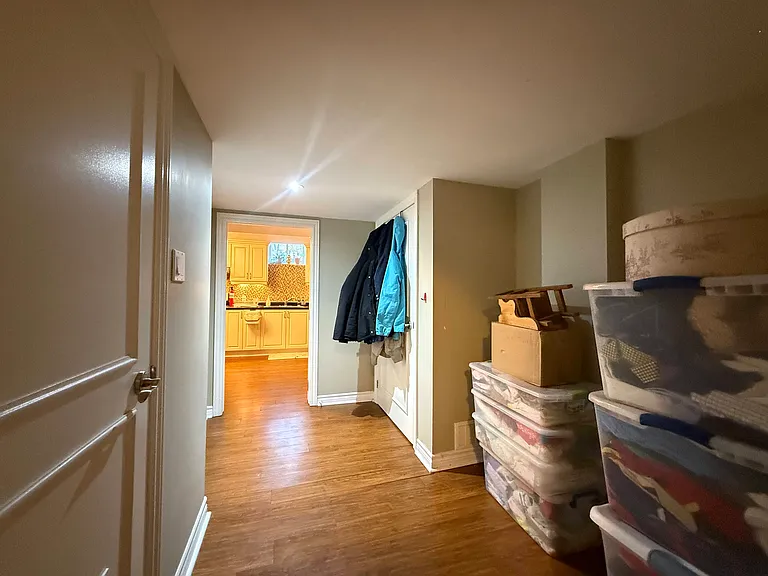 900 Somerville Ter #BASEMENT — Photo 7