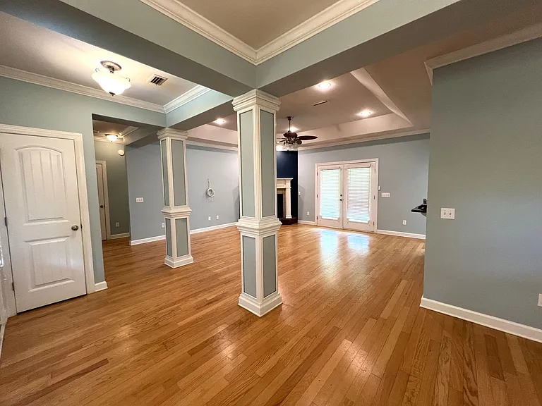 123 W Edgewood Dr — Photo 8