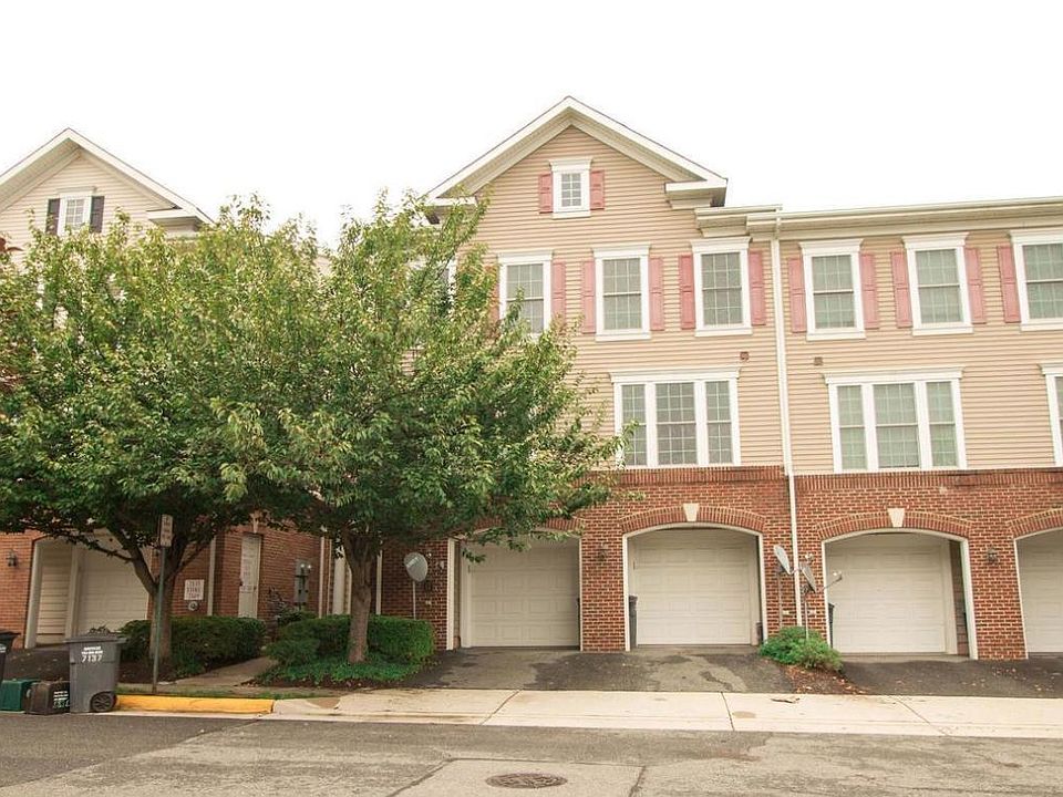 1st image of 7139 Mason Grove Ct #17