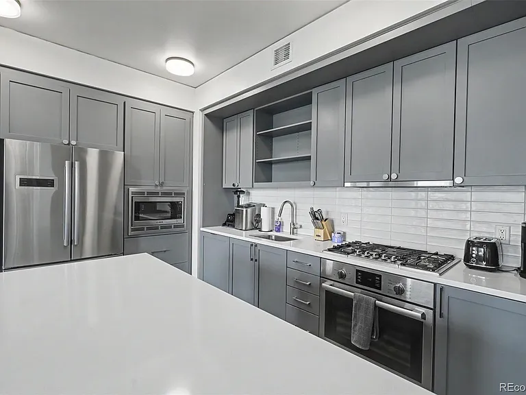 1750 Wewatta St #1521 — Photo 6