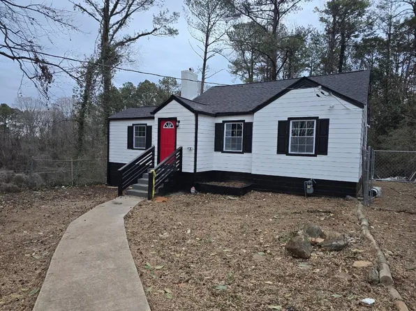 4090 Washington Rd, East Pt, GA 30344