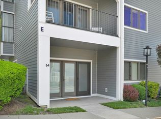 64 Hudson Point Ln, Ossining, NY 10562