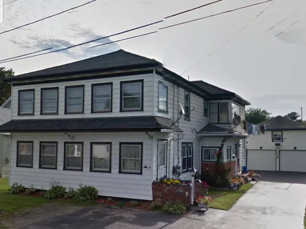 6 Maillet St, Winslow, ME 04901