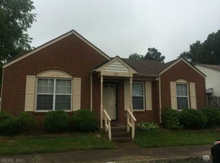 63 N Lake Loop, Hampton, VA 23666