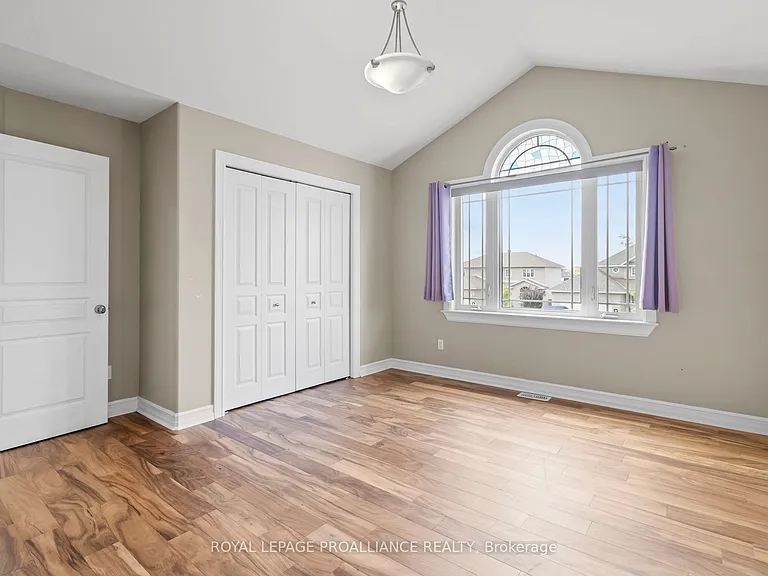 1009 Crestwood Dr — Photo 24