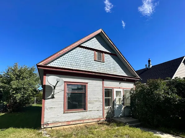 95 3rd Ave S, Stanford, MT 59479