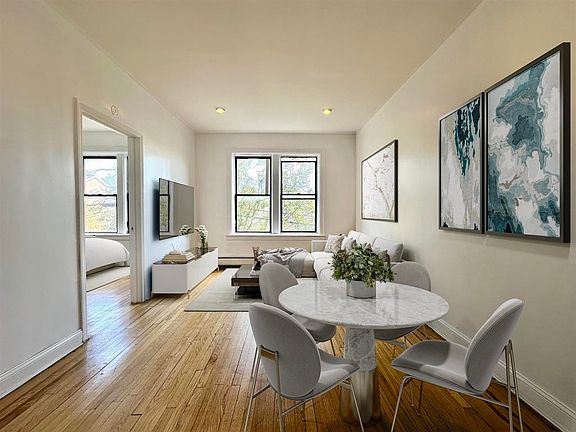 2nd image of 15 Broadway APT 22