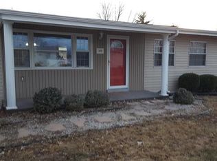 109 Huck Finn Dr, Saint Charles, MO 63303