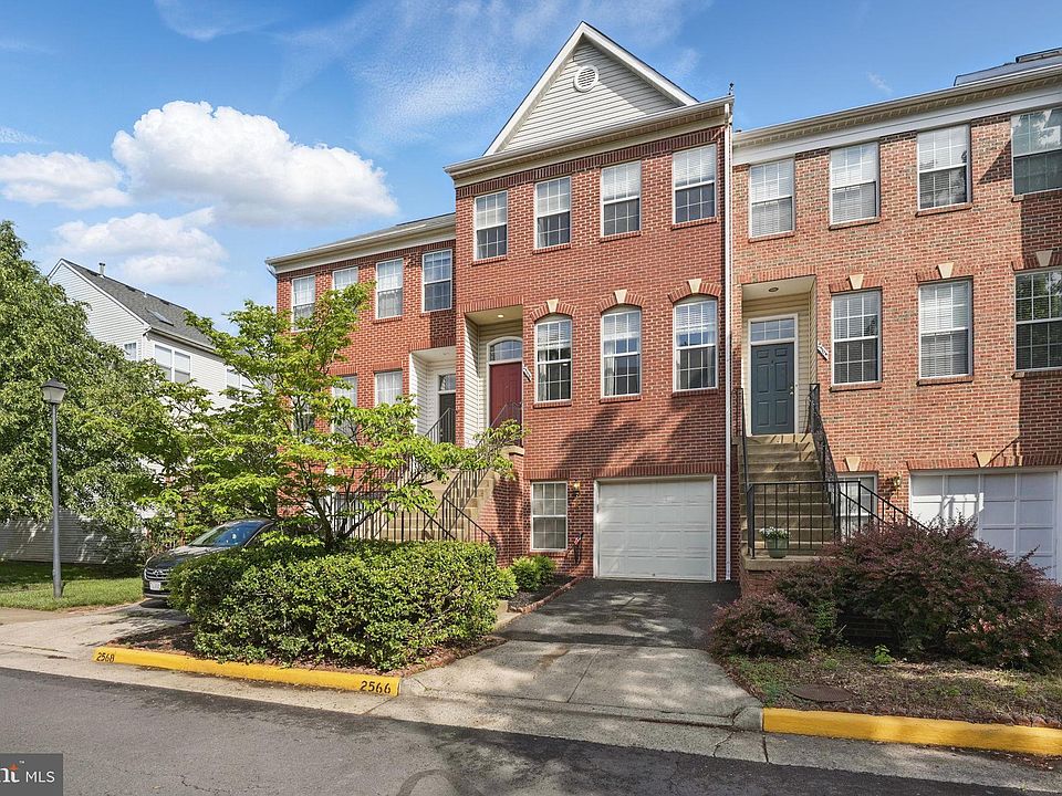 1st image of 2566 James Monroe Cir