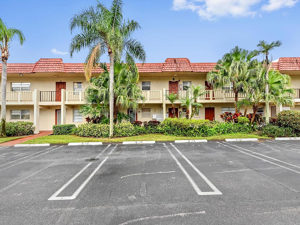 1st image of 6 Abbey Lane #104