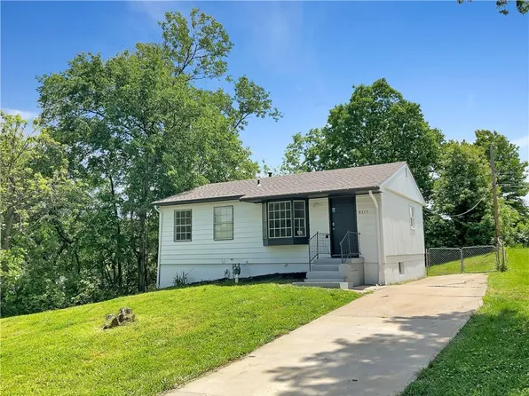 8315 Ella Ave, Kansas City, KS 66112