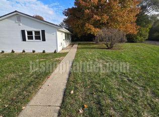 712 Hull Ave APT A, Findlay, OH 45840