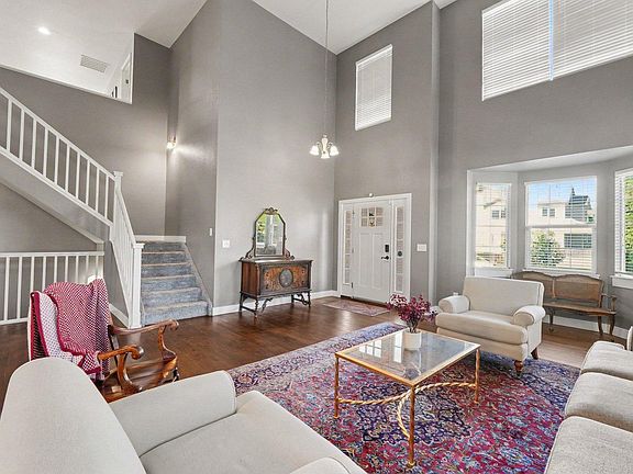 3rd image of 5942 Graphite St