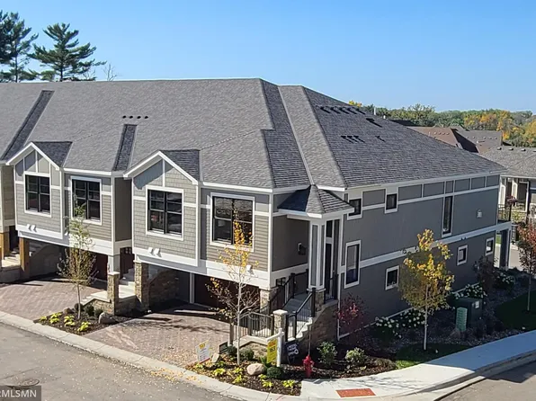 15411 Oakcroft Pl, Wayzata, MN 55391