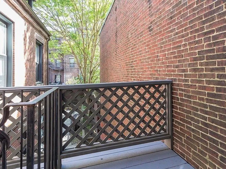 608 Massachusetts Ave #2 — Photo 8