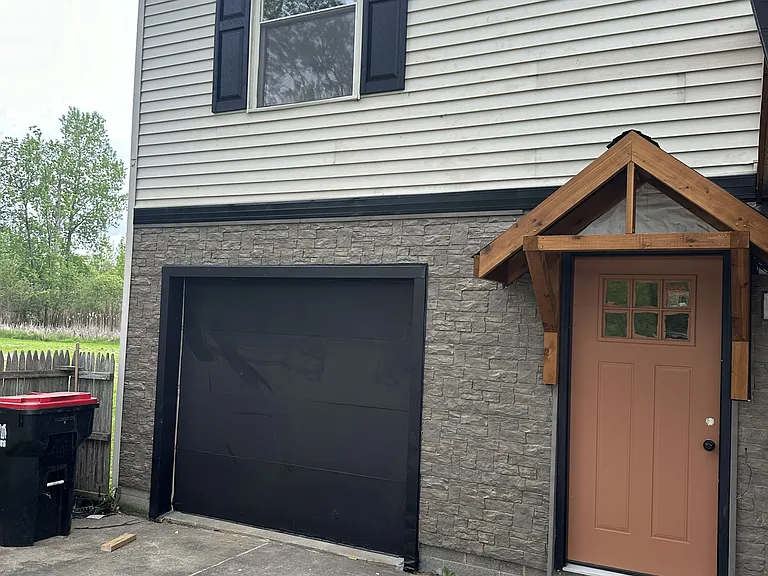 3743 Ranfield Rd — Photo 2