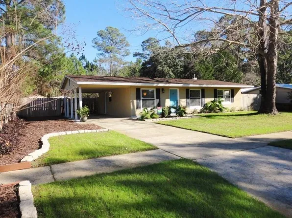 280 Anderson Dr, Mary Esther, FL 32569