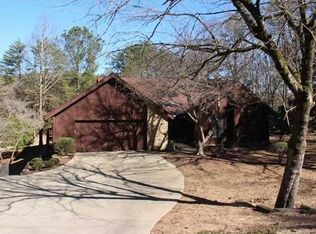 321 Red Cloud Dr, Waleska, GA 30183