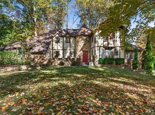 1585 Kent St, Kent, OH 44240